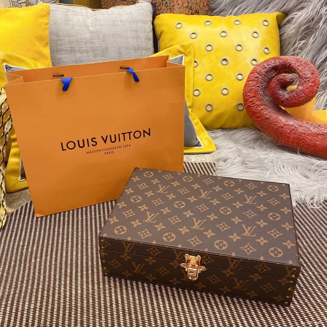 LV BOX CUSTOM ACCESSORIES 0809